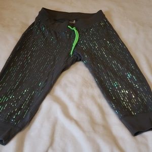 Fun zumba pants XS (run to the bigger side)